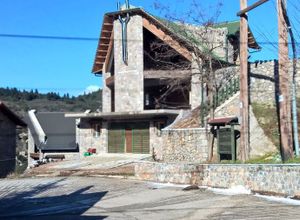 Μεζονέτα προς πώληση Επτάλοφος (Παρνασσός) 175 τ.μ. 2 Υπνοδωμάτια Νεόδμητο