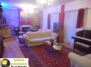 Apartment, Ano Toumpa