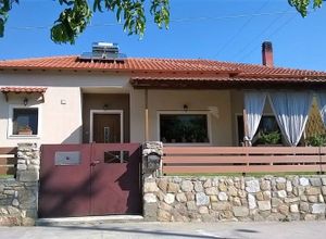 Μονοκατοικία προς πώληση Ροδολίβος 135 τ.μ. 3 Υπνοδωμάτια