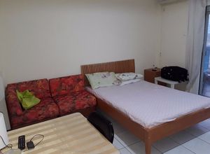 Studio Flat, Peraia