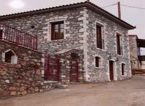 Μονοκατοικία προς πώληση Κέντρο (Καρυές) 140 τ.μ. 2 Υπνοδωμάτια Νεόδμητο