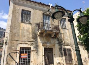 Μονοκατοικία προς πώληση Κέντρο (Αστακός) 345 τ.μ. 5 Υπνοδωμάτια