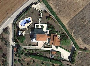 Villa, Examilia