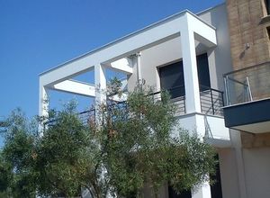 Μονοκατοικία για ενοικίαση Μίκρα Τρίλοφο 160 τ.μ. 2 Υπνοδωμάτια Νεόδμητο