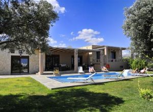 Βίλλα προς πώληση Σφακάκι (Αρκάδι) 400 τ.μ. 5 Υπνοδωμάτια