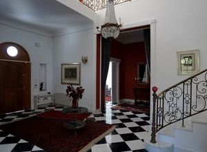 Μονοκατοικία προς πώληση Κέντρο (Διόνυσος) 680 τ.μ. 5 Υπνοδωμάτια