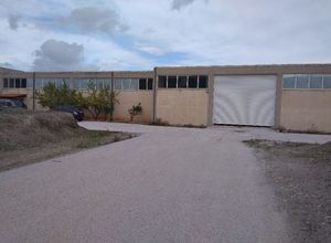 Κτίριο επαγγελματικών χώρων προς πώληση Κερατέα 1.000 τ.μ.