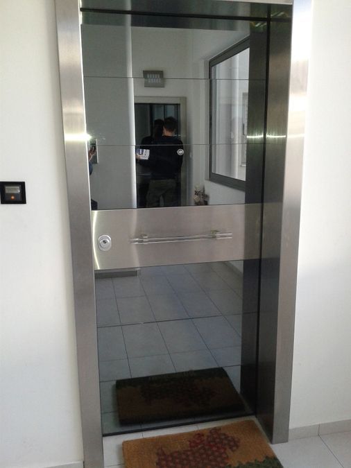 Photo 125842356