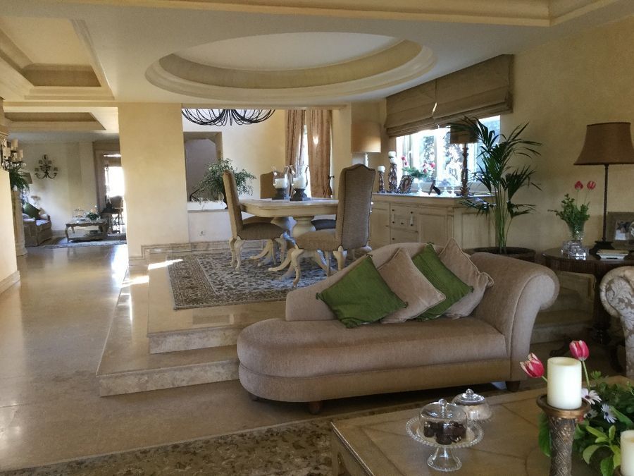 House Asirmatos Alianthou