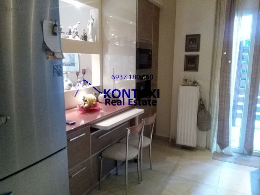 Photo 127586307