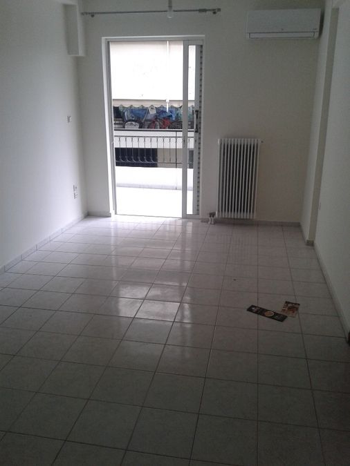 Photo 128280765