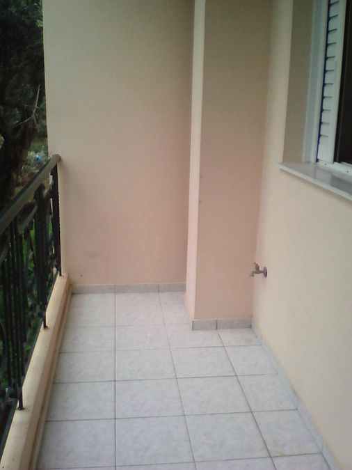 Photo 128335860