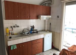 Studio/Γκαρσονιέρα προς πώληση Άγιος Γιώργιος - Τρώαδα (Νεάπολη) 28 τ.μ. 1 Υπνοδωμάτιο