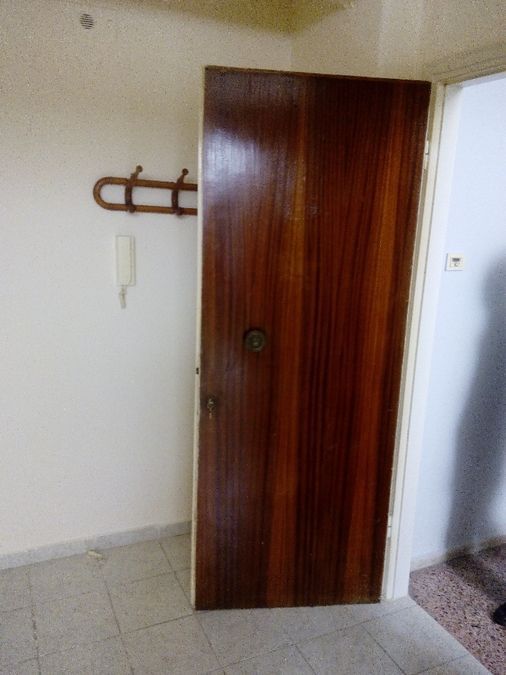 Photo 128713806