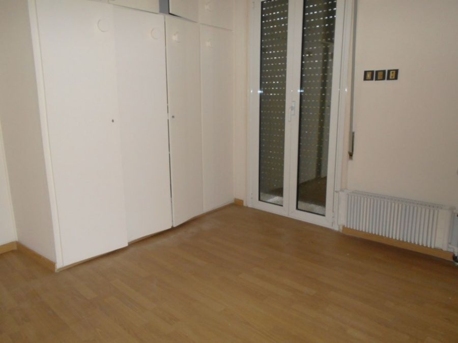 Photo 128723205