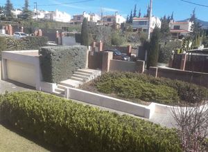 Detached House, Panorama