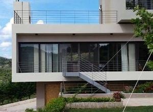 Μονοκατοικία προς πώληση Κουβαράς 450 τ.μ. 7 Υπνοδωμάτια