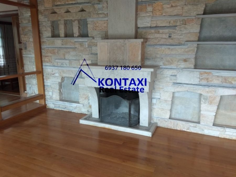 Photo 130199388