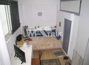 Studio Flat, Ippokratio