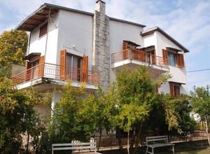 Μονοκατοικία προς πώληση Ράχη (Βέροια) 142 τ.μ. 4 Υπνοδωμάτια
