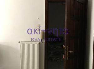 Apartment, Ano Poli