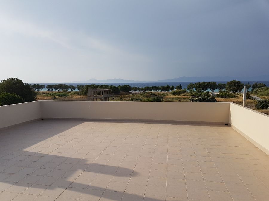 Photo 132630423