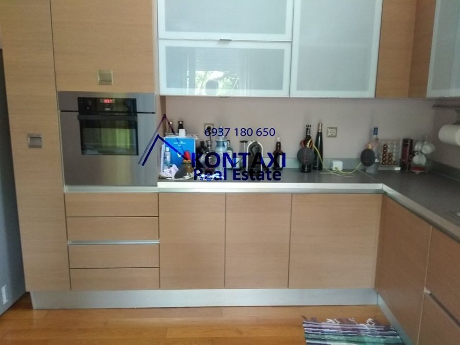 Photo 132999063