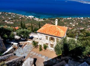 Μεζονέτα προς πώληση Κάτω Βέργα (Καλαμάτα) 340 τ.μ. 8 Υπνοδωμάτια Νεόδμητο