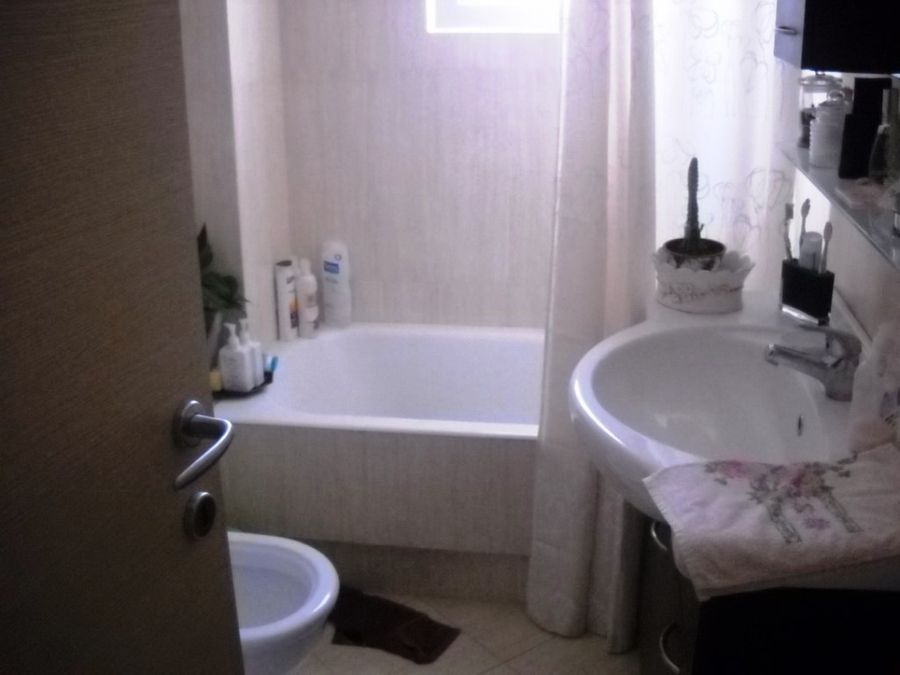 Photo 134185359