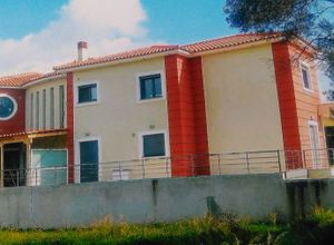 Μονοκατοικία προς πώληση Χαλκίδα 200 τ.μ. 3 Υπνοδωμάτια Νεόδμητο