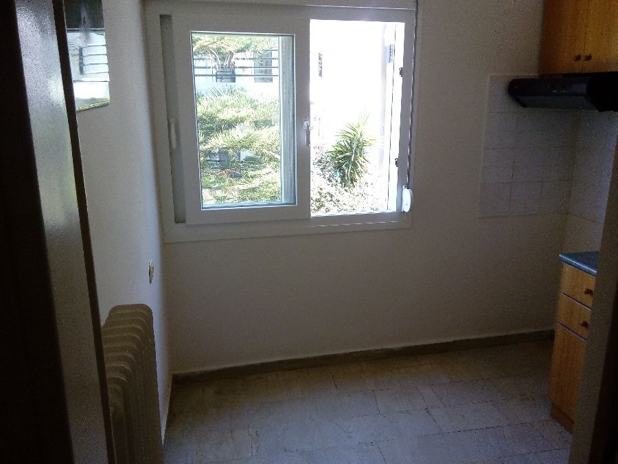 Photo 136753560