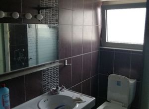 Photo 137157297