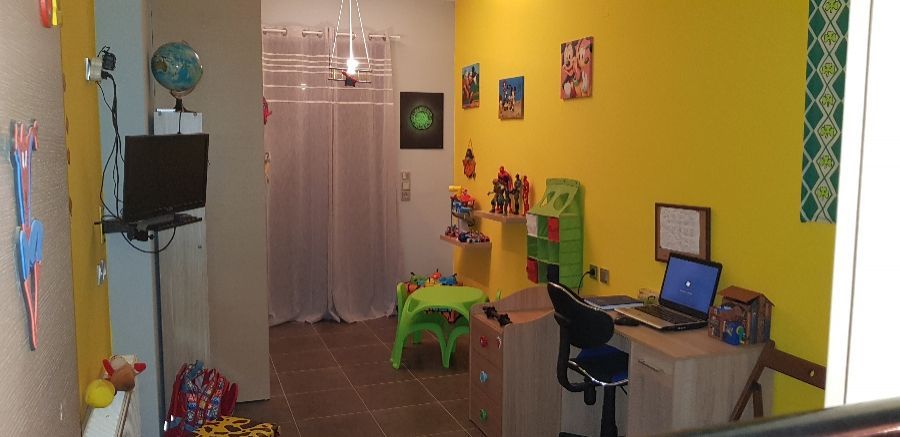 Photo 143165427