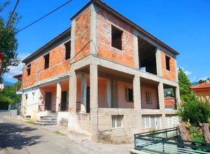 Συγκρότημα προς πώληση Κάτω Λεχώνια (Αρτέμιδα) 432 τ.μ. 4 Υπνοδωμάτια