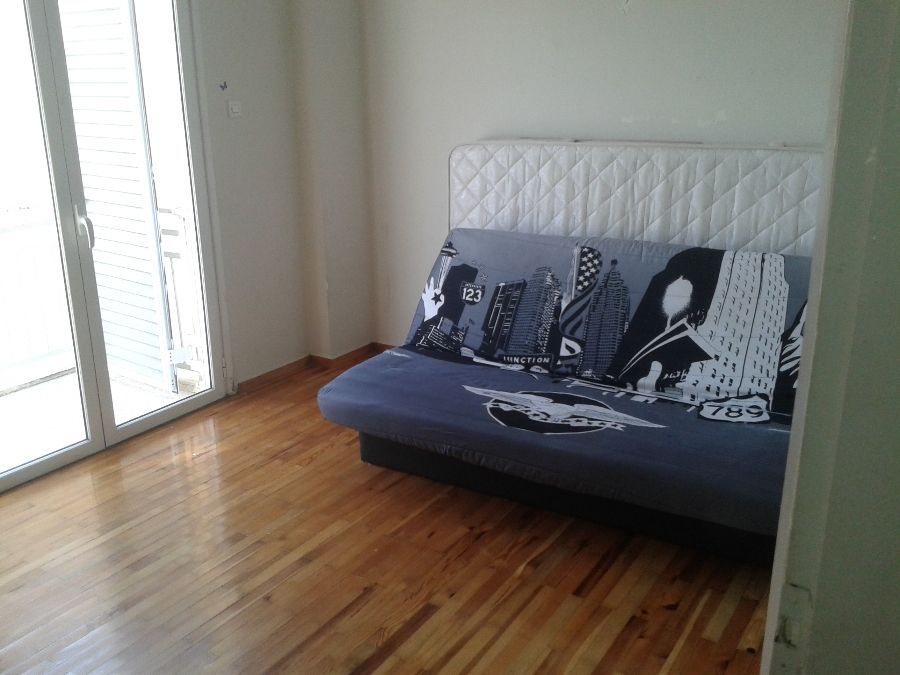 Photo 143887062