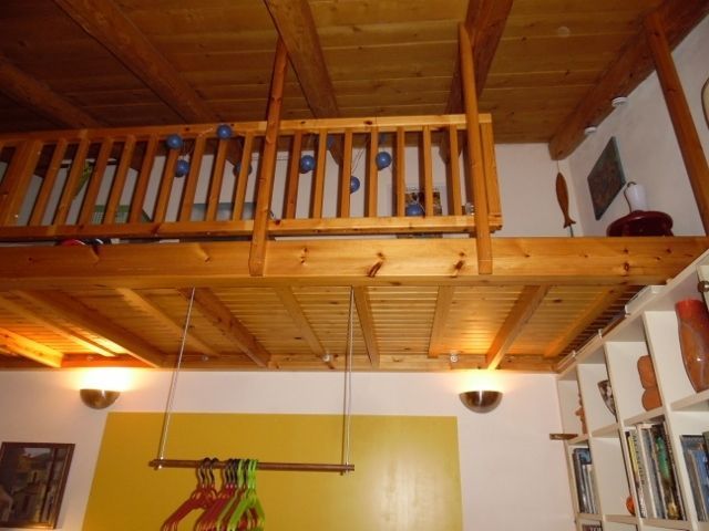 Photo 144034074