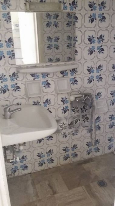 Photo 144168117