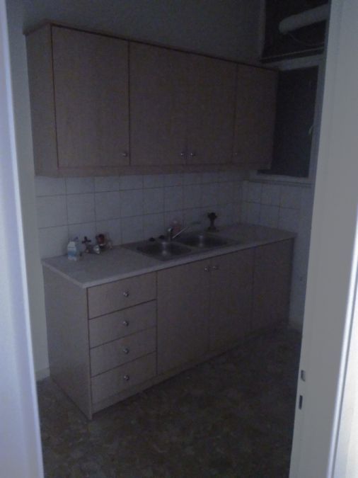 Photo 144170043