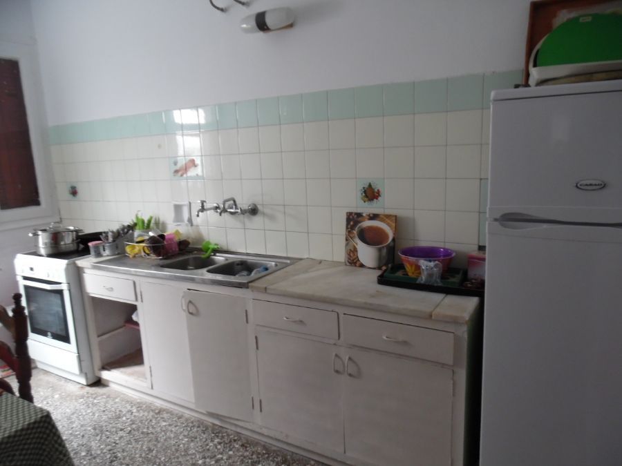 Photo 144340743
