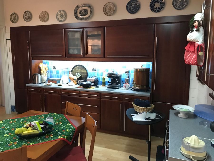 Photo 146050350