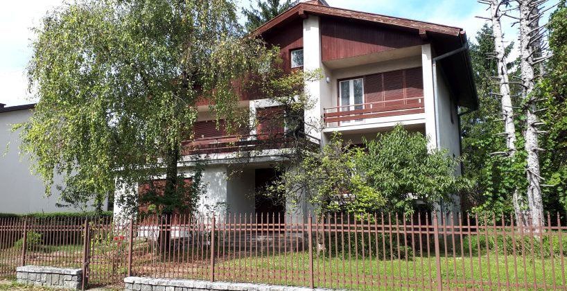 Kuće za Prodaju, 500m2, 1KM Bihać Indomio.ba