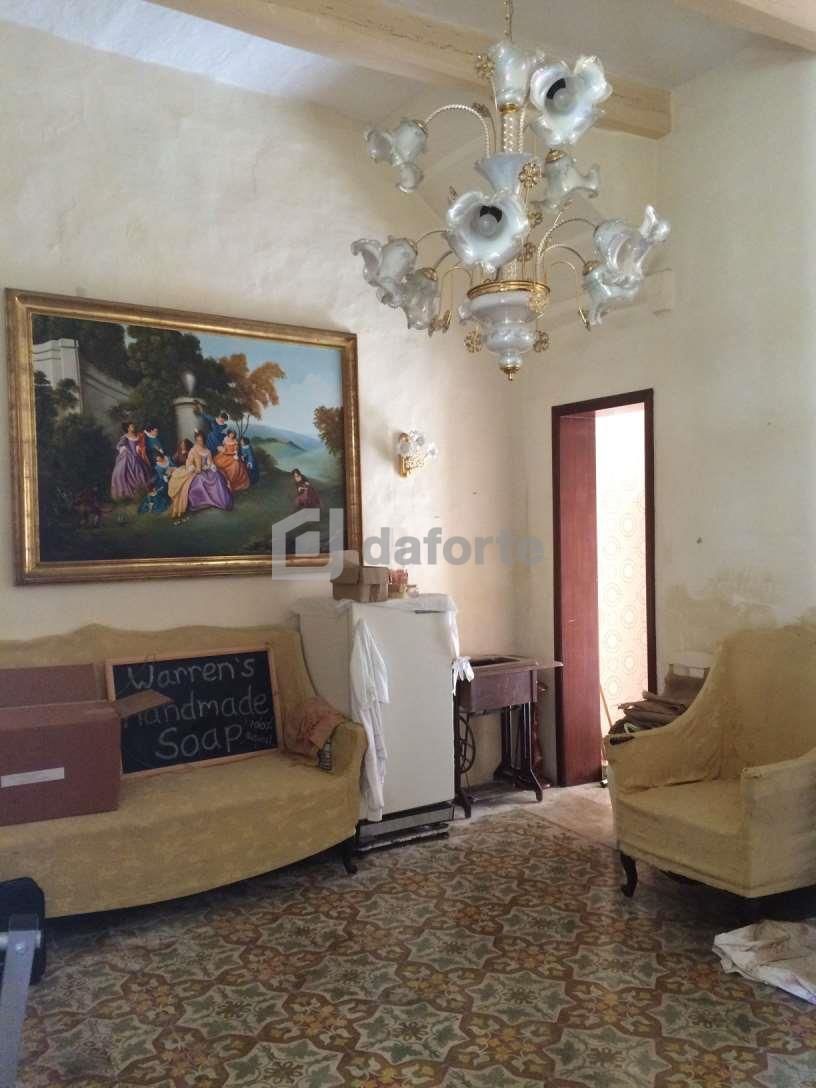 Detached House for sale, 16sqm, 16,16€ - Żabbar  Indomio.com.mt