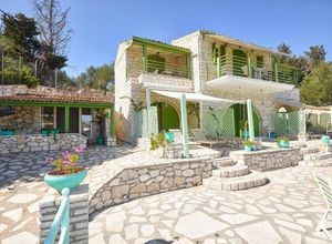 Photo 3,Βίλα, 200τ.μ.,Οζιάς, Παξοί (Ν. Κέρκυρας),€1.400.000