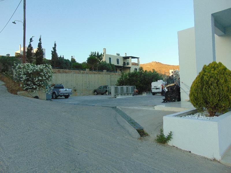 Andros