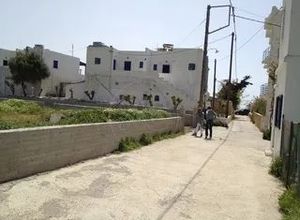 Plot Andros