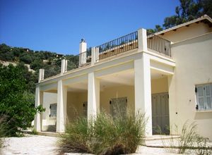 Βίλλα προς πώληση Απολλώνιο (Λευκάδα) 225 τ.μ. 4 Υπνοδωμάτια
