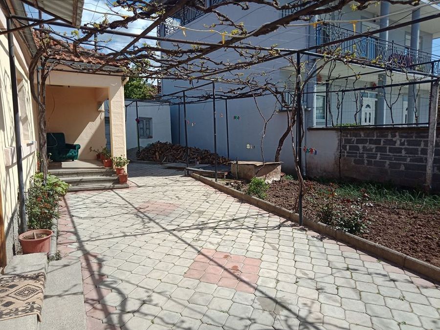 VillaHouse for sale in Korca Albania, price 26,953 EUR