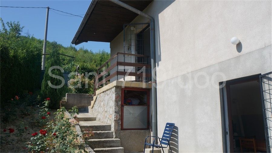 Kuća 180 m2 na prodaju Sarajevo, Sarajevo - Novi grad photo 2