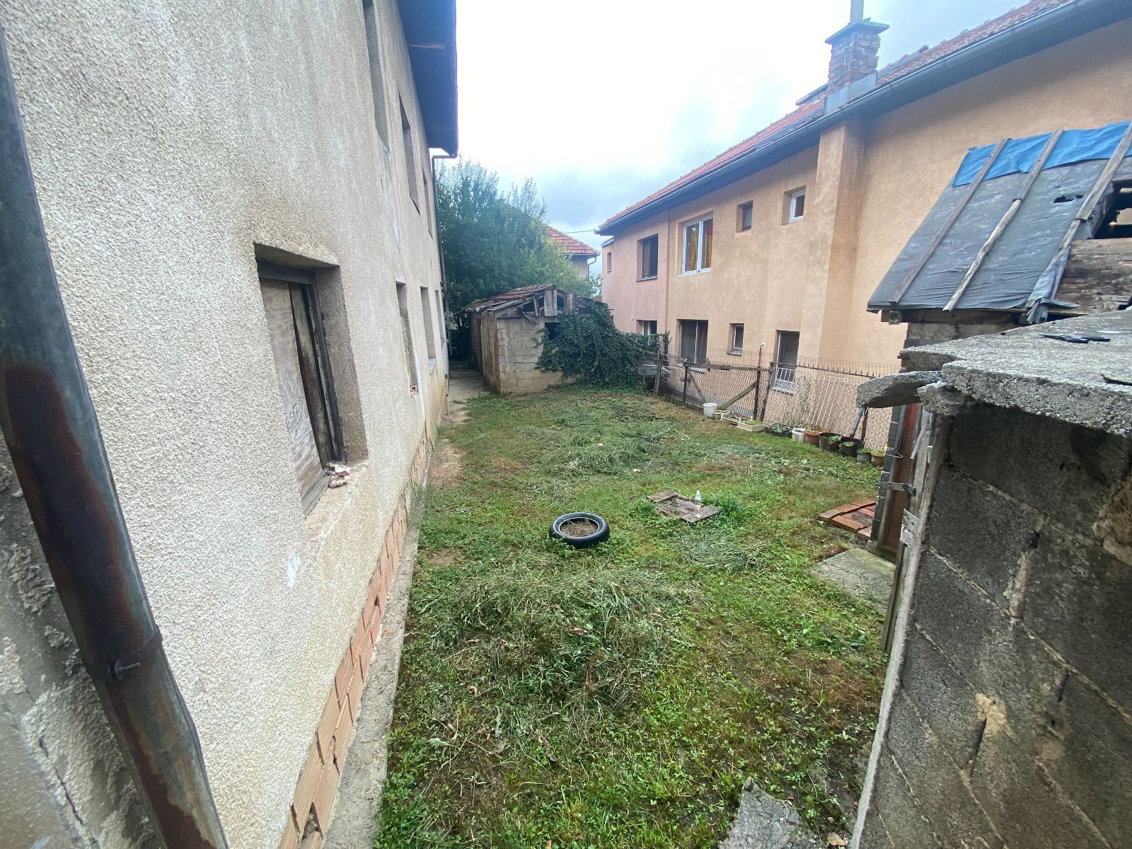 Kuća 350 m2 na prodaju Novo Sarajevo, Sarajevo photo 2