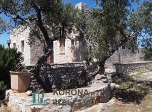 Μονοκατοικία προς πώληση Οχιά (Οίτυλος) 160 τ.μ. 1ος Όροφος 3 Υπνοδωμάτια